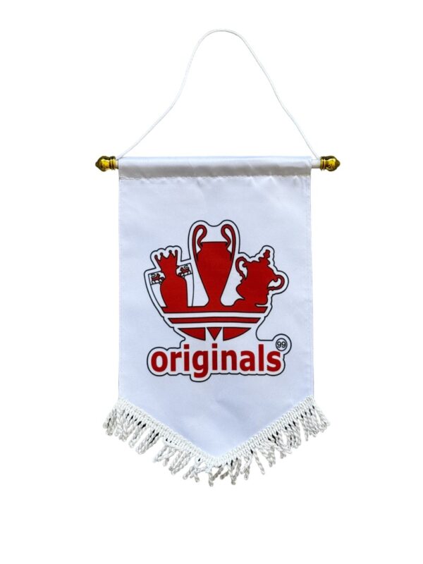 MAN UNITED TREBLE WINNERS PENNANT WHITE