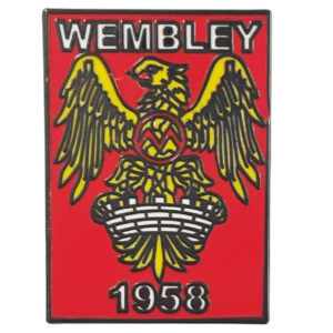 MAN UTD 1958 BUSBY BABES WEMBLEY CREST RED